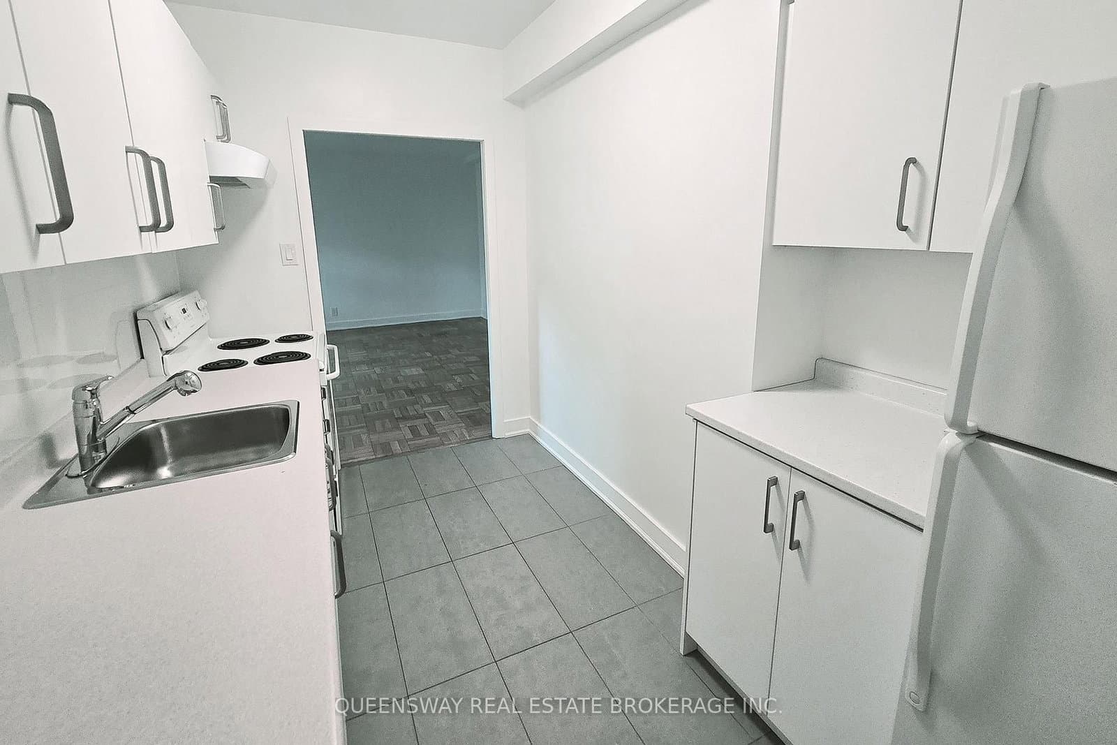 755 Avenue Road, Unit 206 thumbnail 12