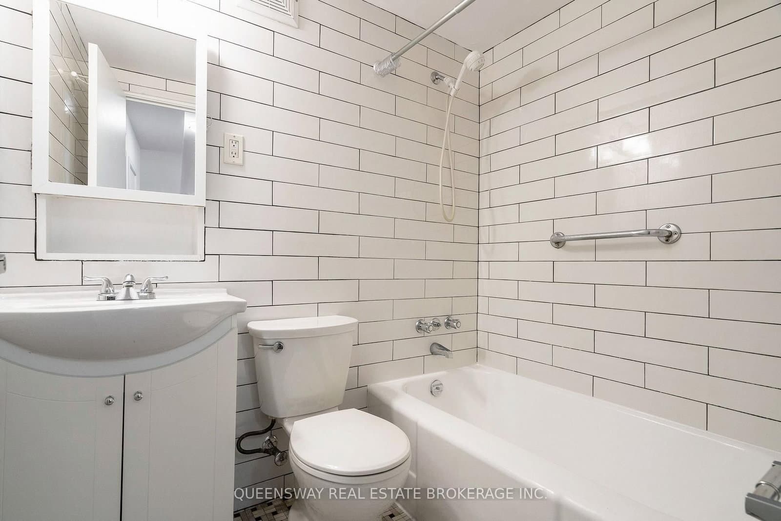 755 Avenue Road, Unit 206 thumbnail 16