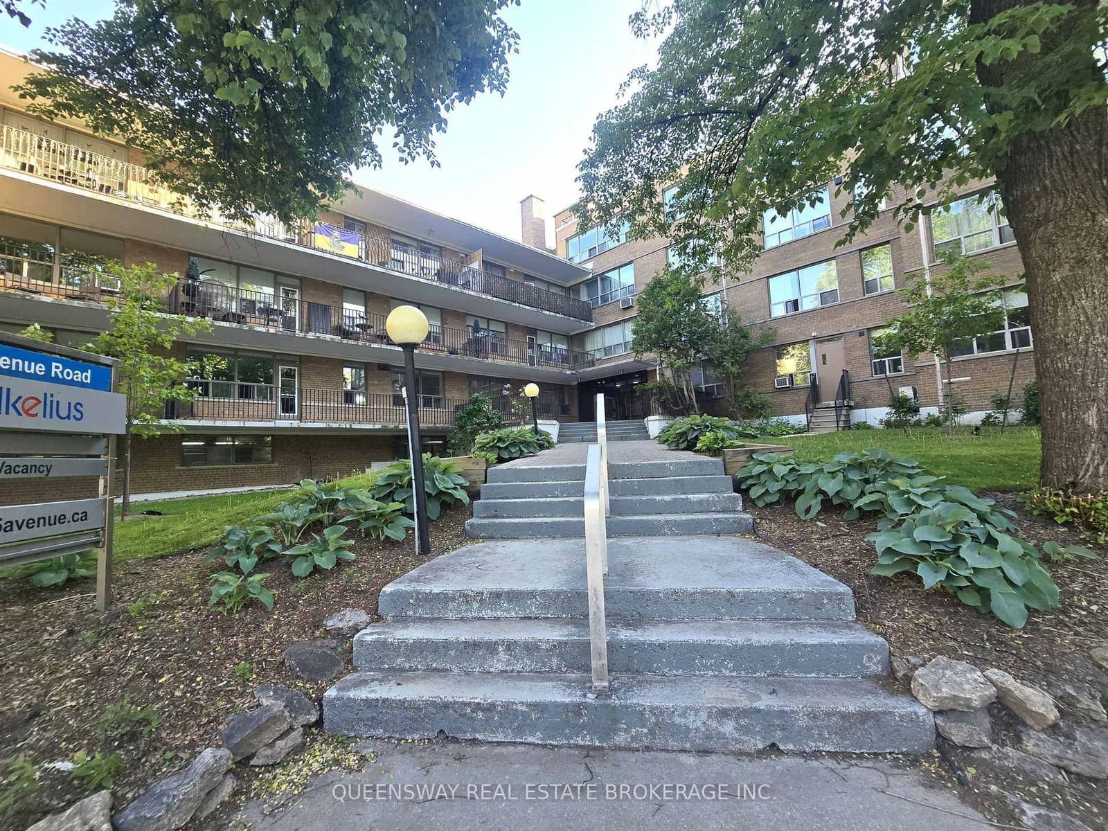 755 Avenue Road, Unit 206 thumbnail 25