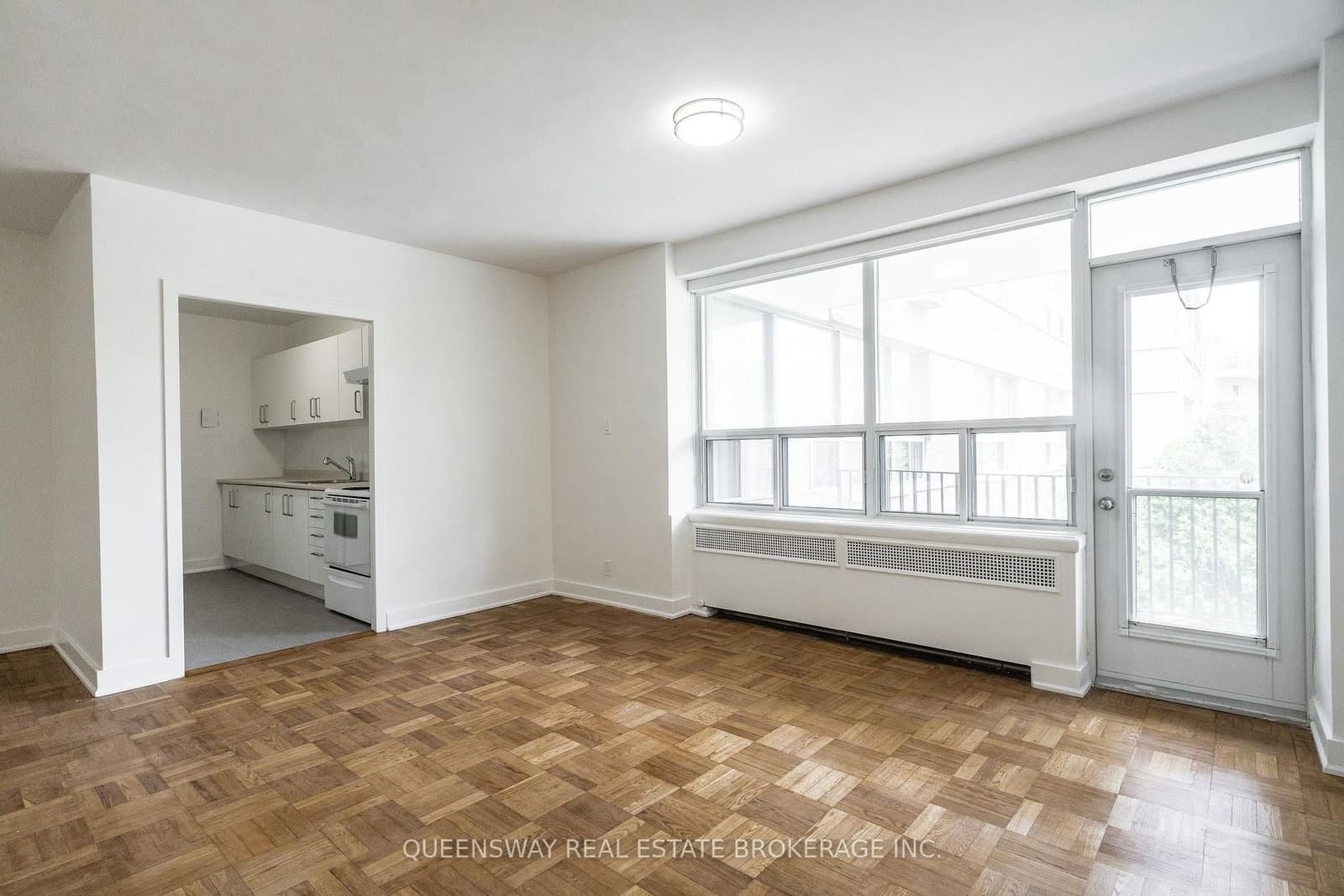 755 Avenue Road, Unit 206 thumbnail 8