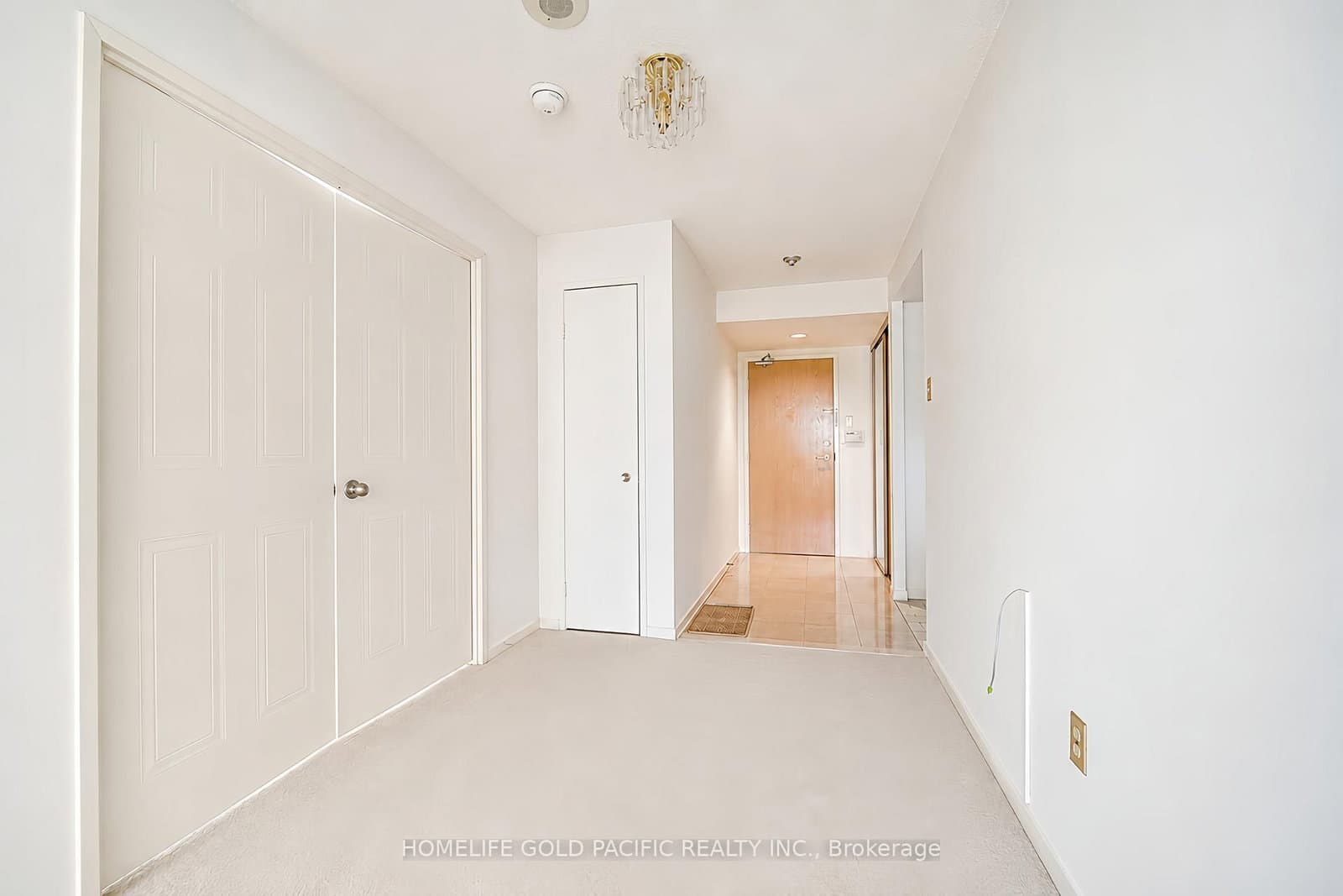 5 Kenneth Avenue, Unit 907 thumbnail 8