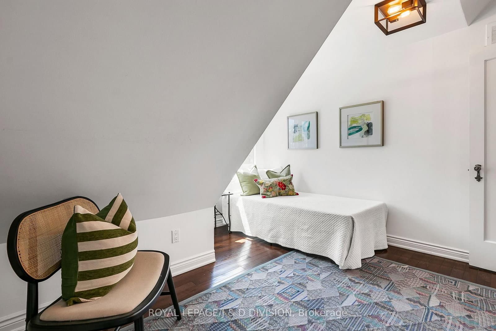 137 Highbourne Road thumbnail 31