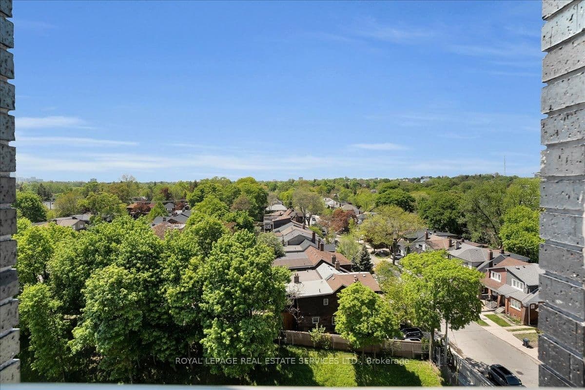 1 Hillsdale Avenue W, Unit 706 thumbnail 16