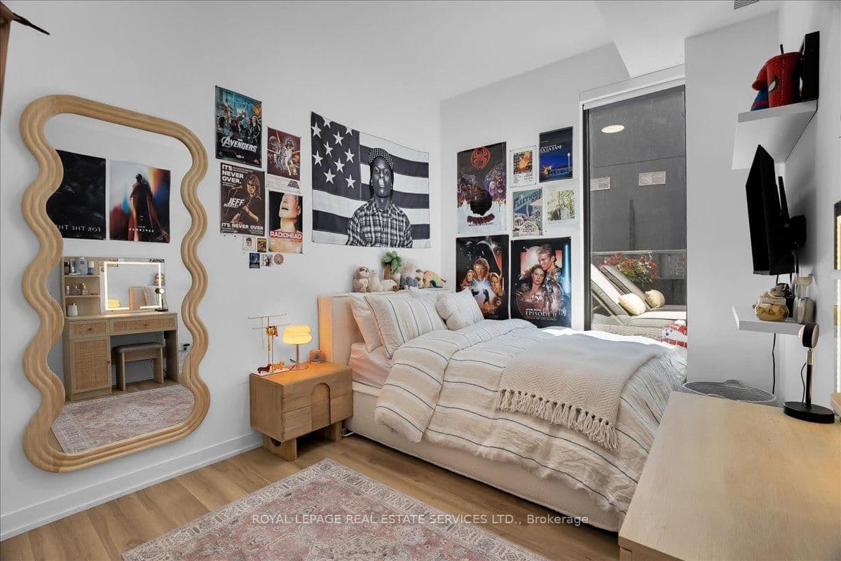 1 Hillsdale Avenue W, Unit 706 thumbnail 38