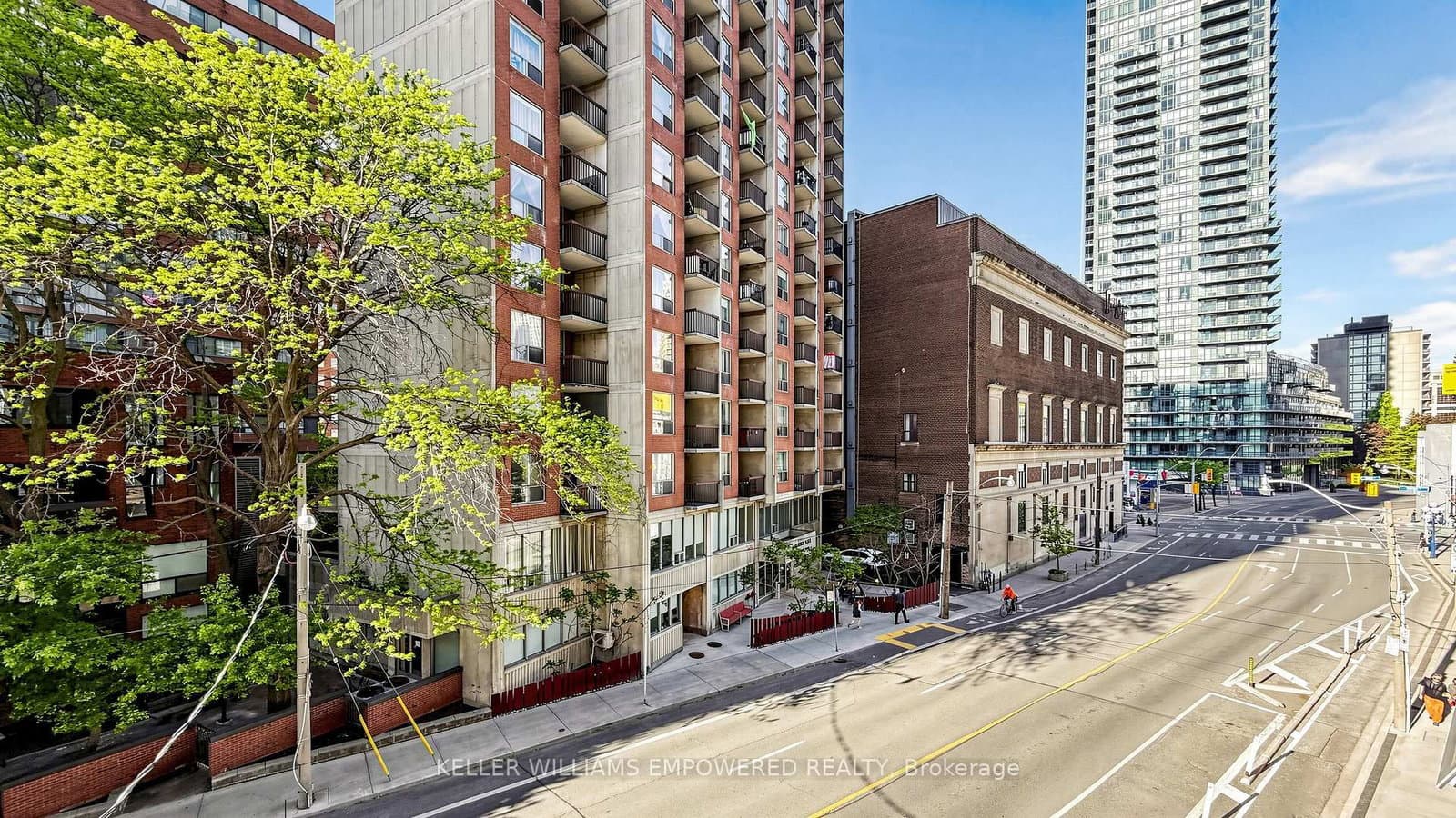 8 Scollard Street, Unit 311 thumbnail 24
