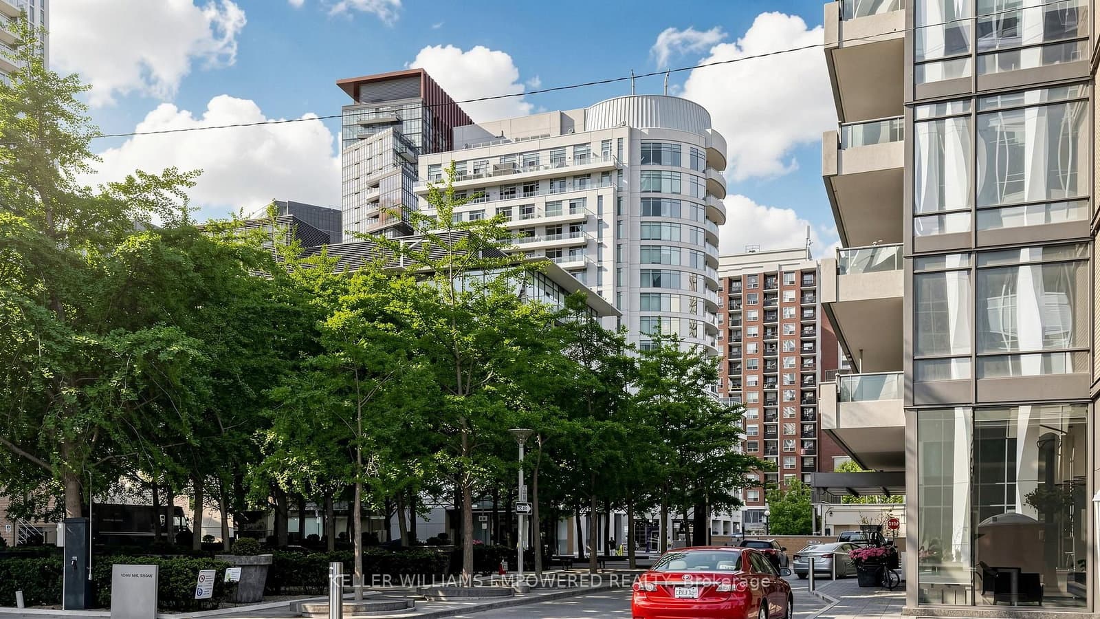 8 Scollard Street, Unit 311 thumbnail 40