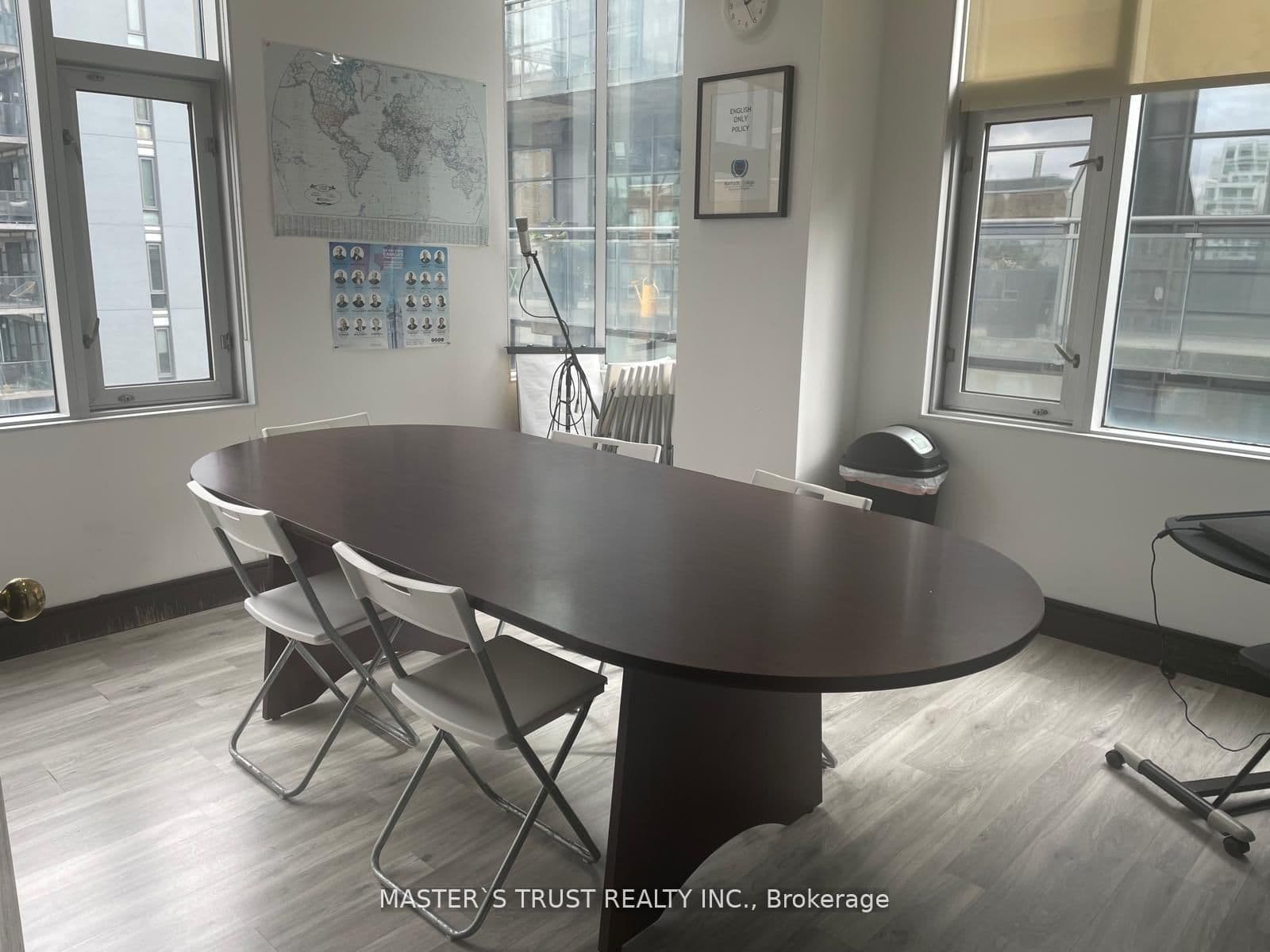 477 Richmond Street W, Unit 508 thumbnail 7