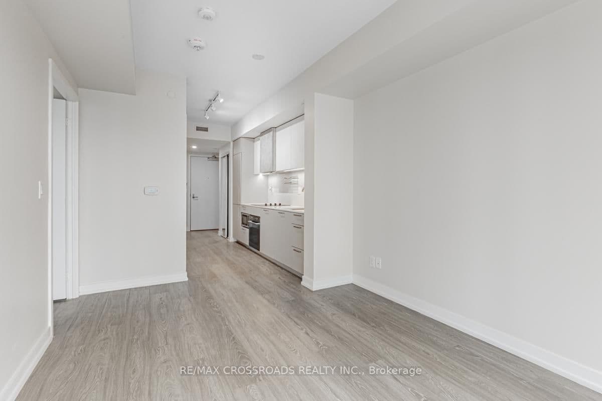 19 Western Battery Road, Unit 3222 thumbnail 13