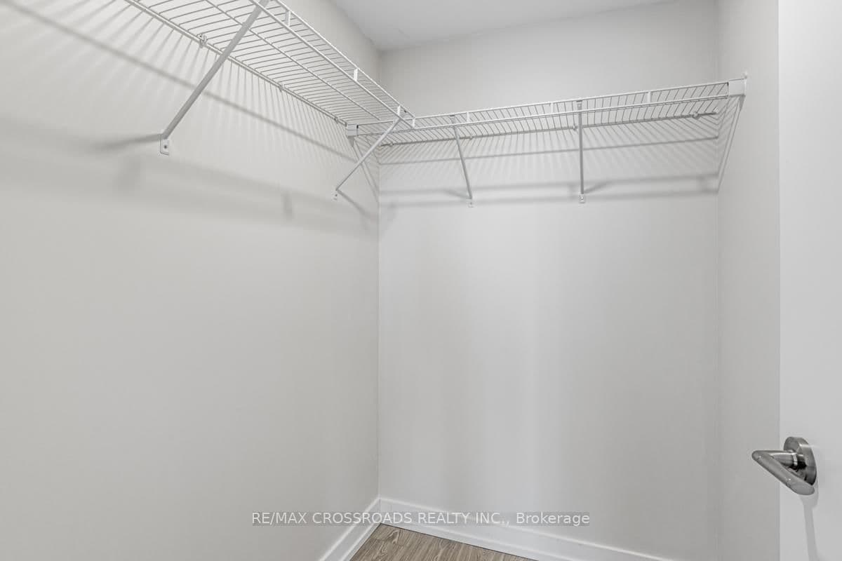 19 Western Battery Road, Unit 3222 thumbnail 18