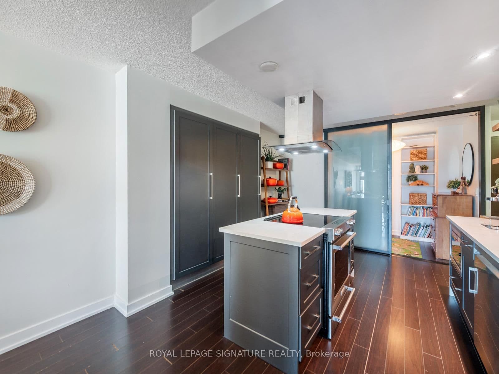 38 Dan Leckie Way, Unit 1109 thumbnail 12