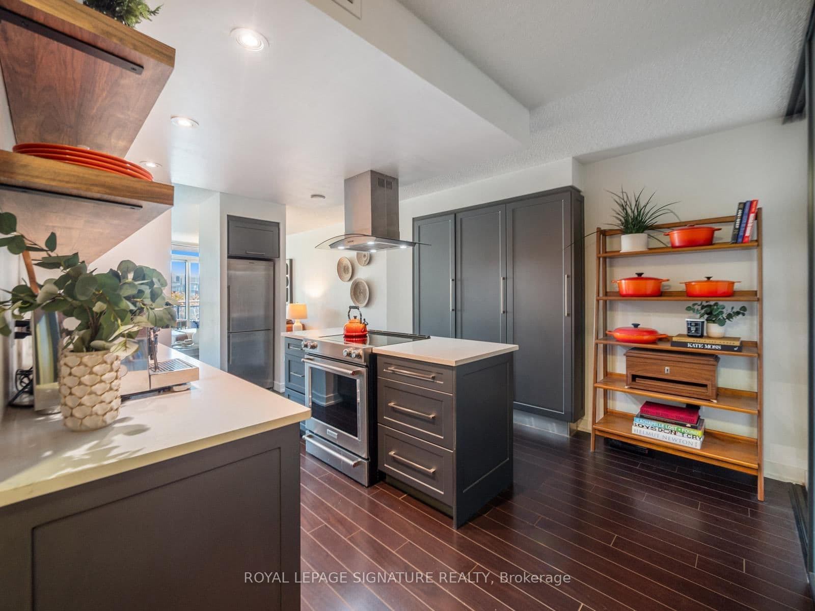 38 Dan Leckie Way, Unit 1109 thumbnail 5