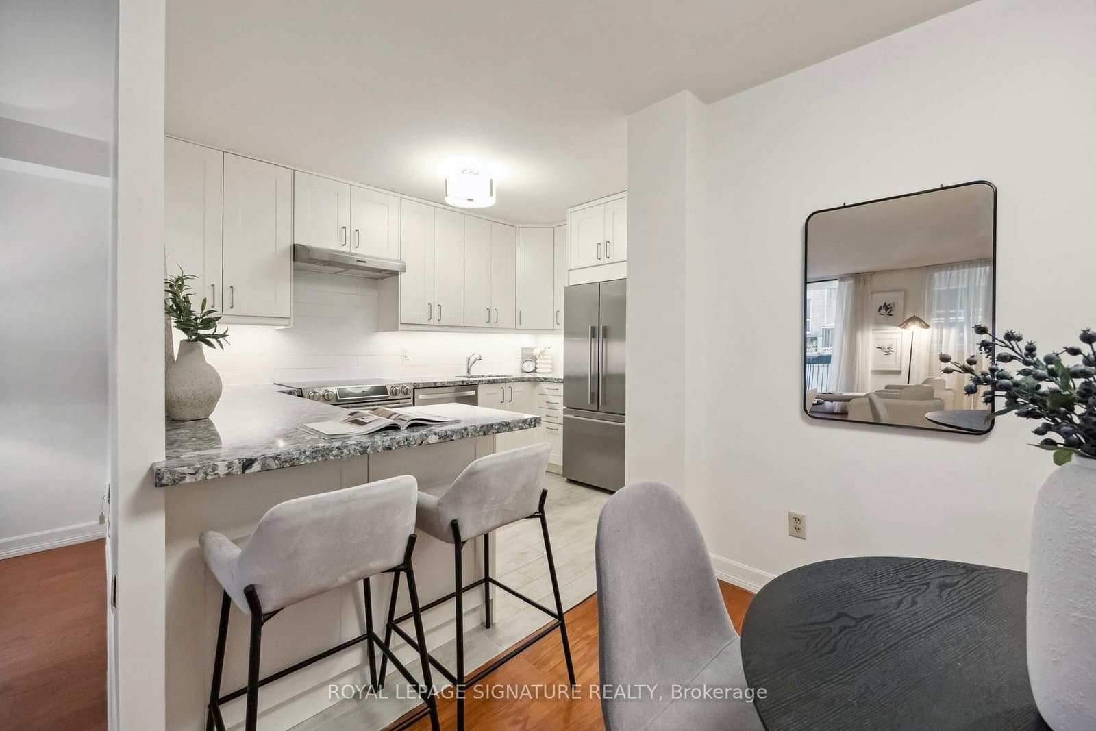 212 St. George Street, Unit 201 thumbnail 10