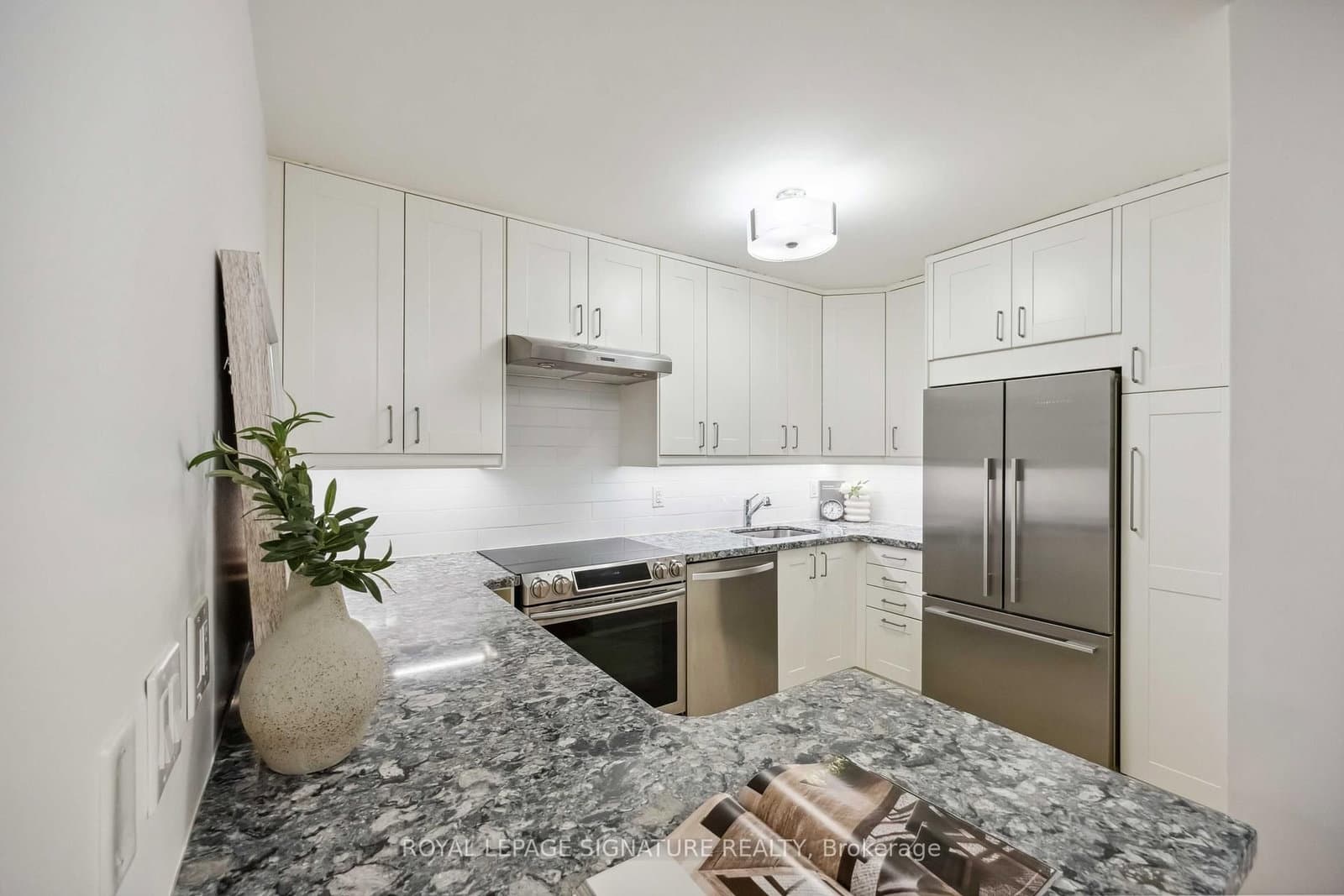 212 St. George Street, Unit 201 thumbnail 17