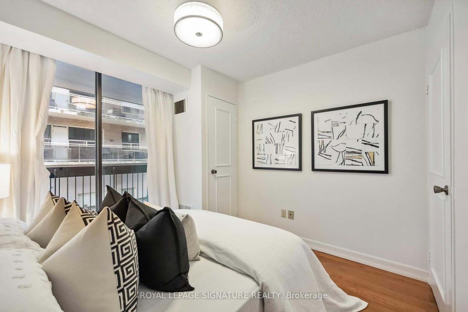 212 St. George Street, Unit 201 thumbnail 23