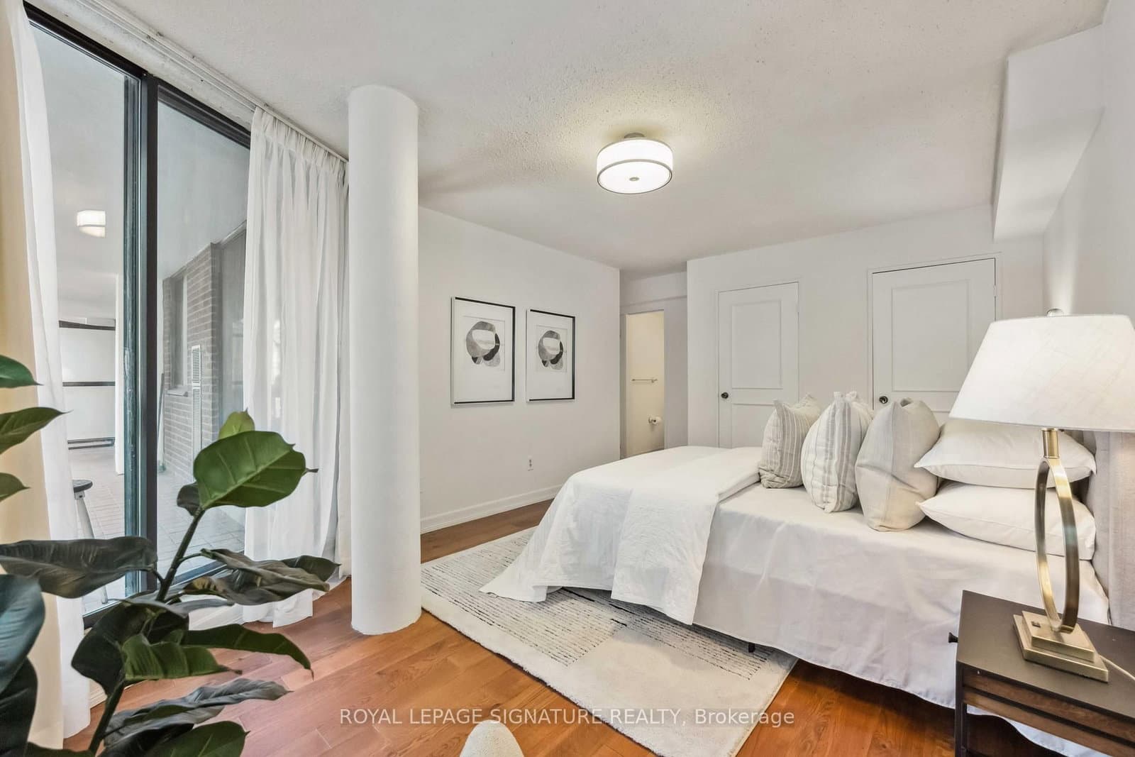 212 St. George Street, Unit 201 thumbnail 27
