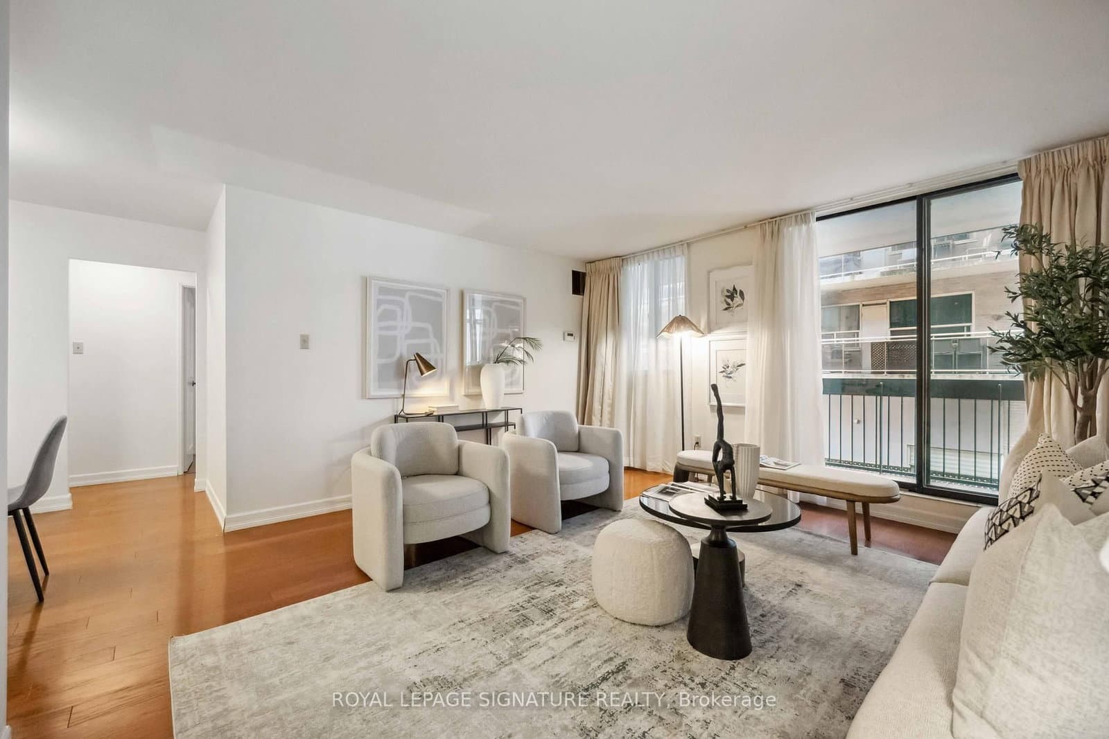 212 St. George Street, Unit 201 thumbnail 4