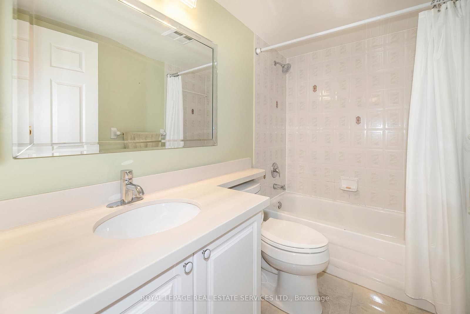 195 Merton Street, Unit 212 thumbnail 11