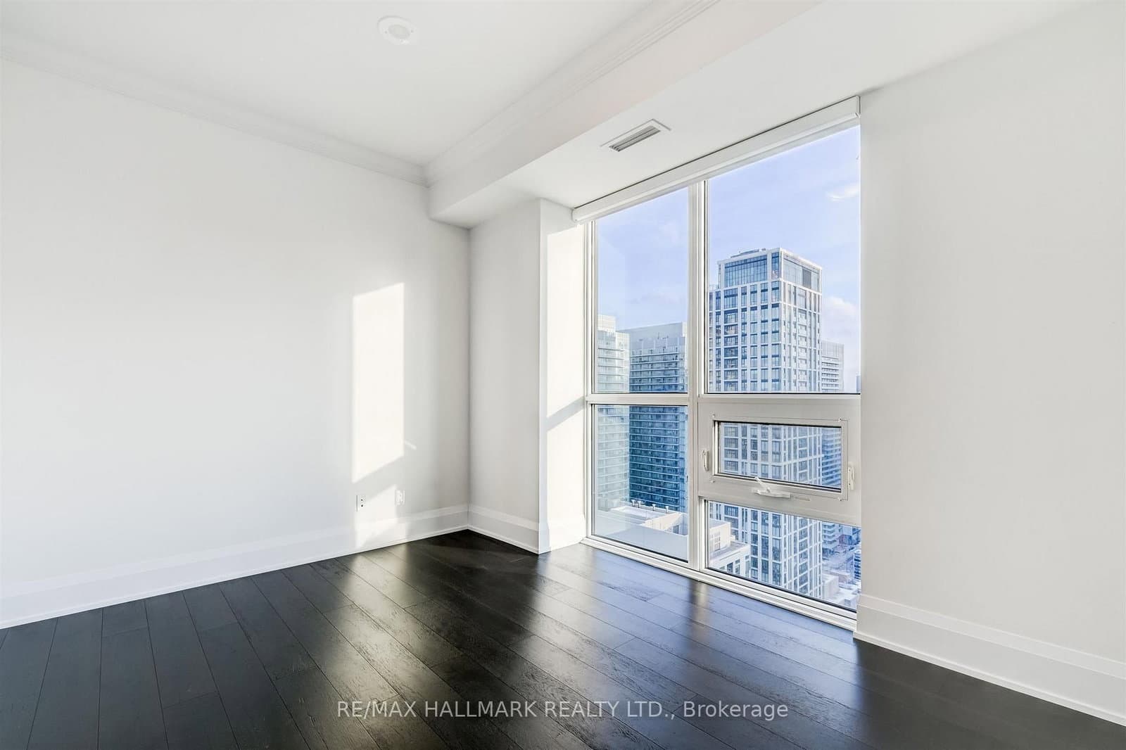 101 Erskine Avenue, Unit 2907 thumbnail 12