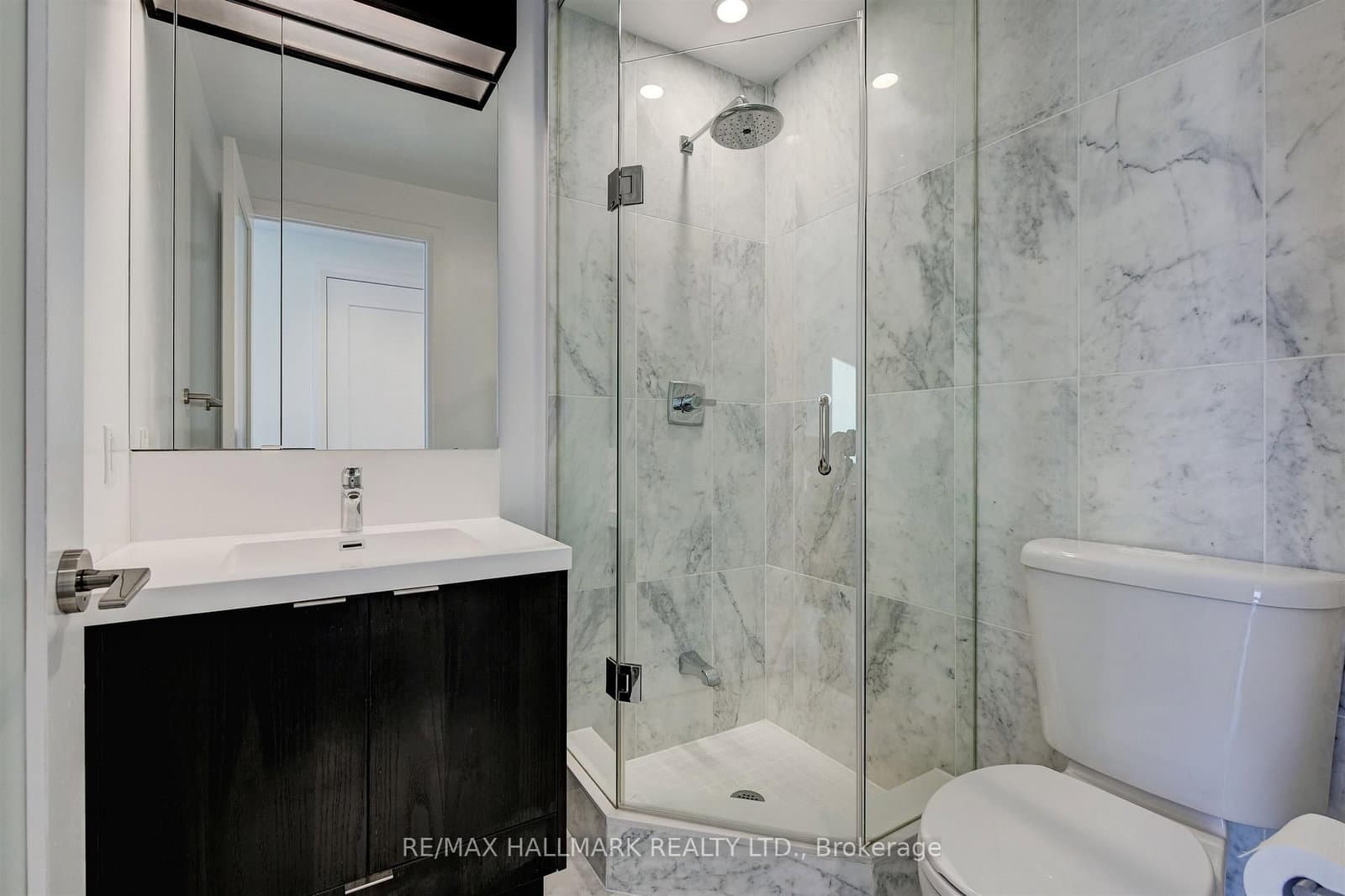 101 Erskine Avenue, Unit 2907 thumbnail 18