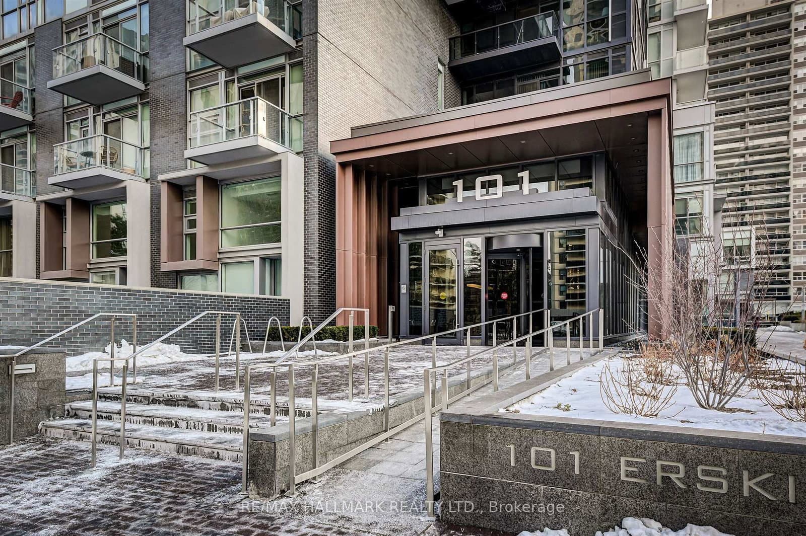 101 Erskine Avenue, Unit 2907 thumbnail 23