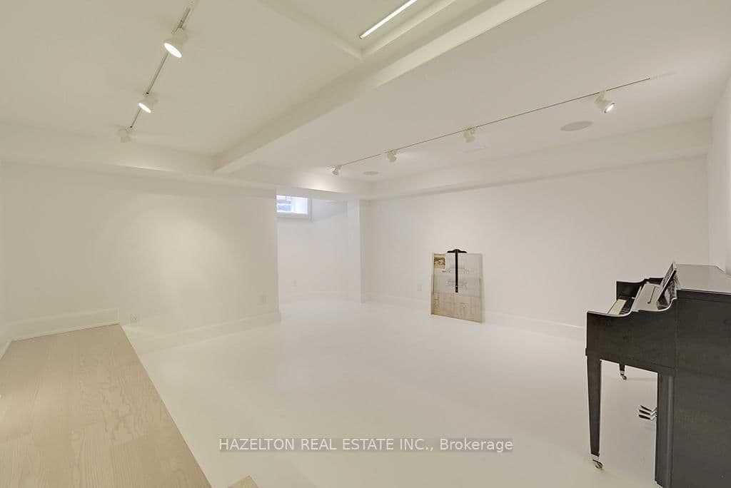 12 Webster Avenue thumbnail 28