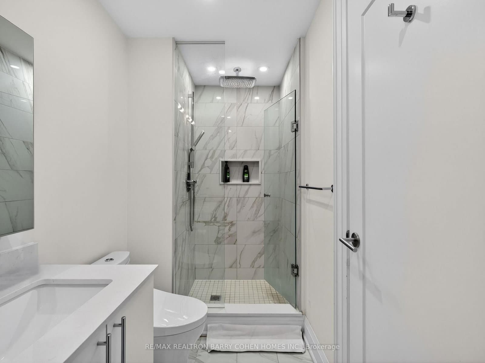 88 Cumberland Street, Unit 2104 thumbnail 13