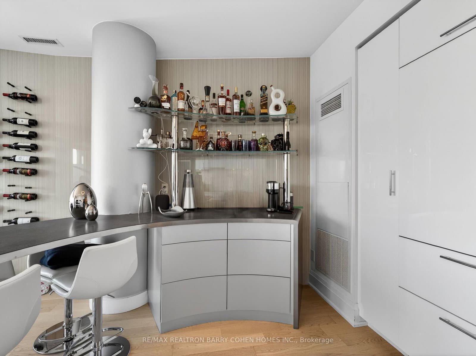 88 Cumberland Street, Unit 2104 thumbnail 6