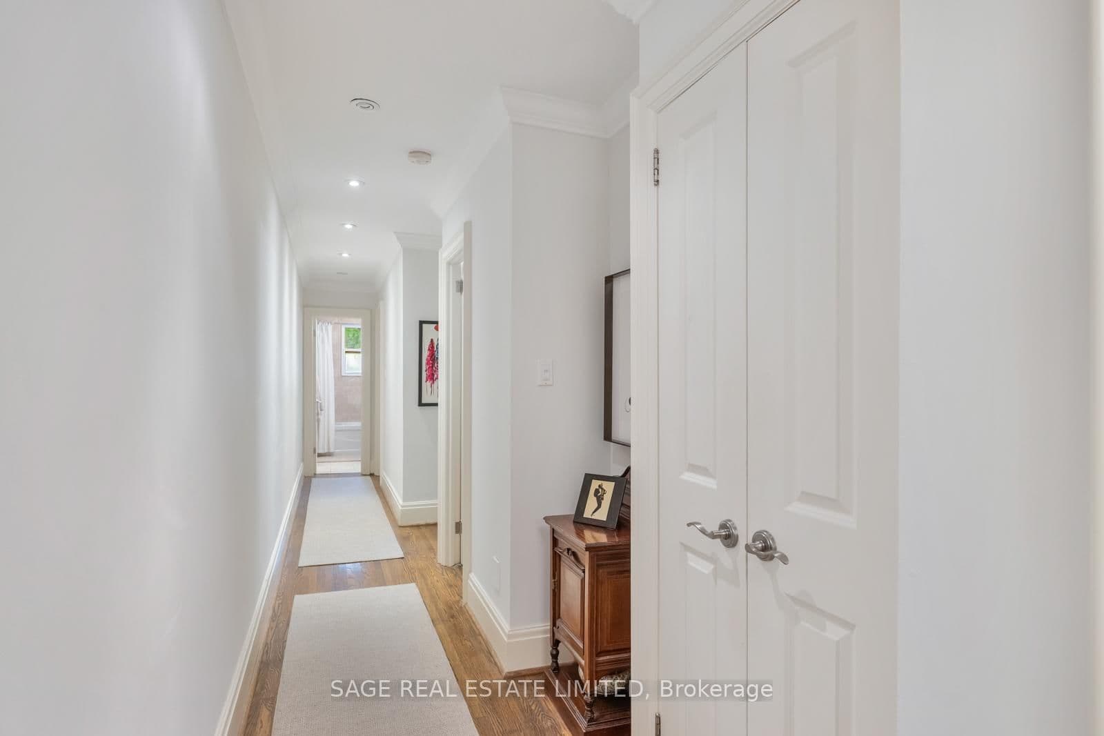 1208 Avenue Road thumbnail 12
