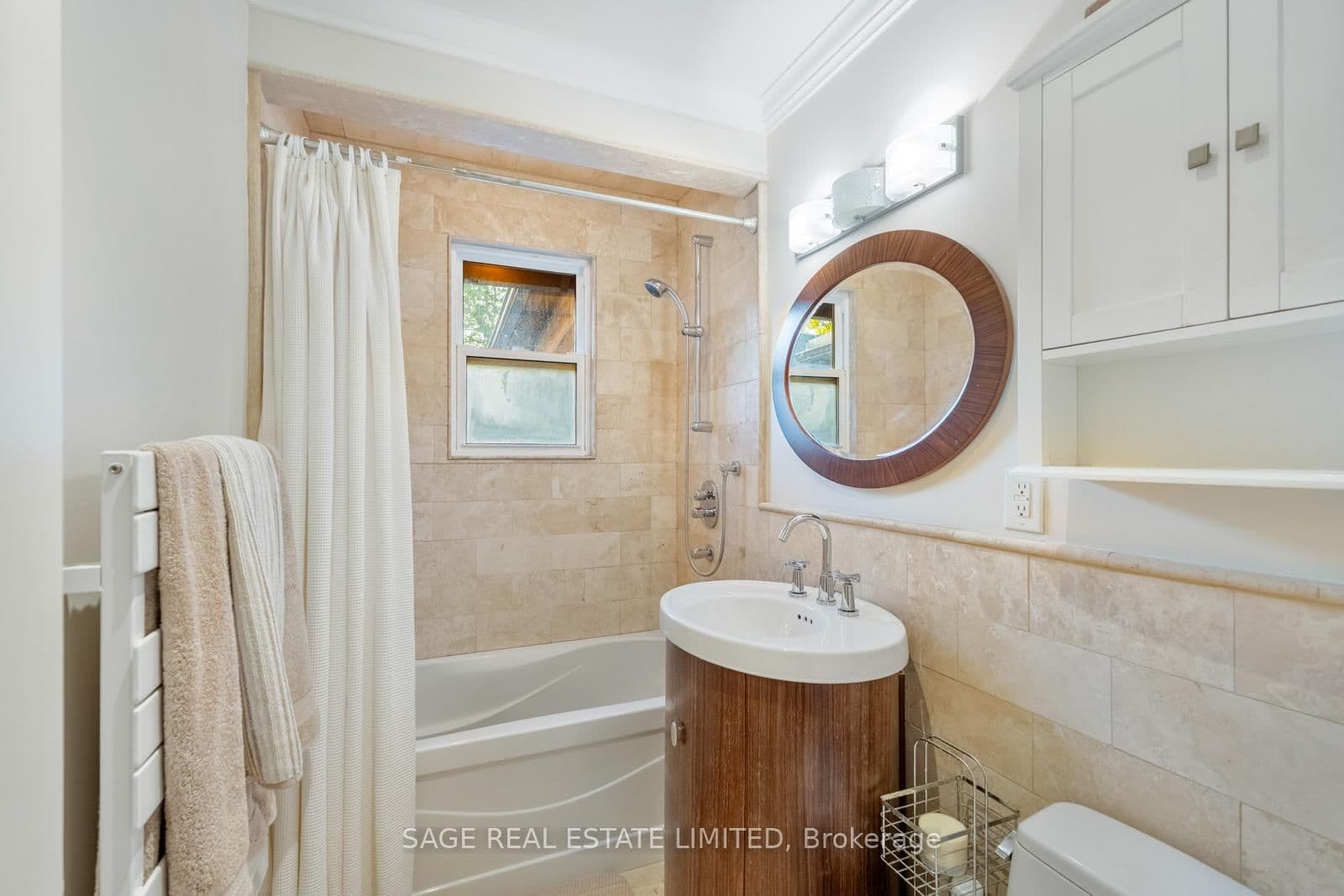 1208 Avenue Road thumbnail 16