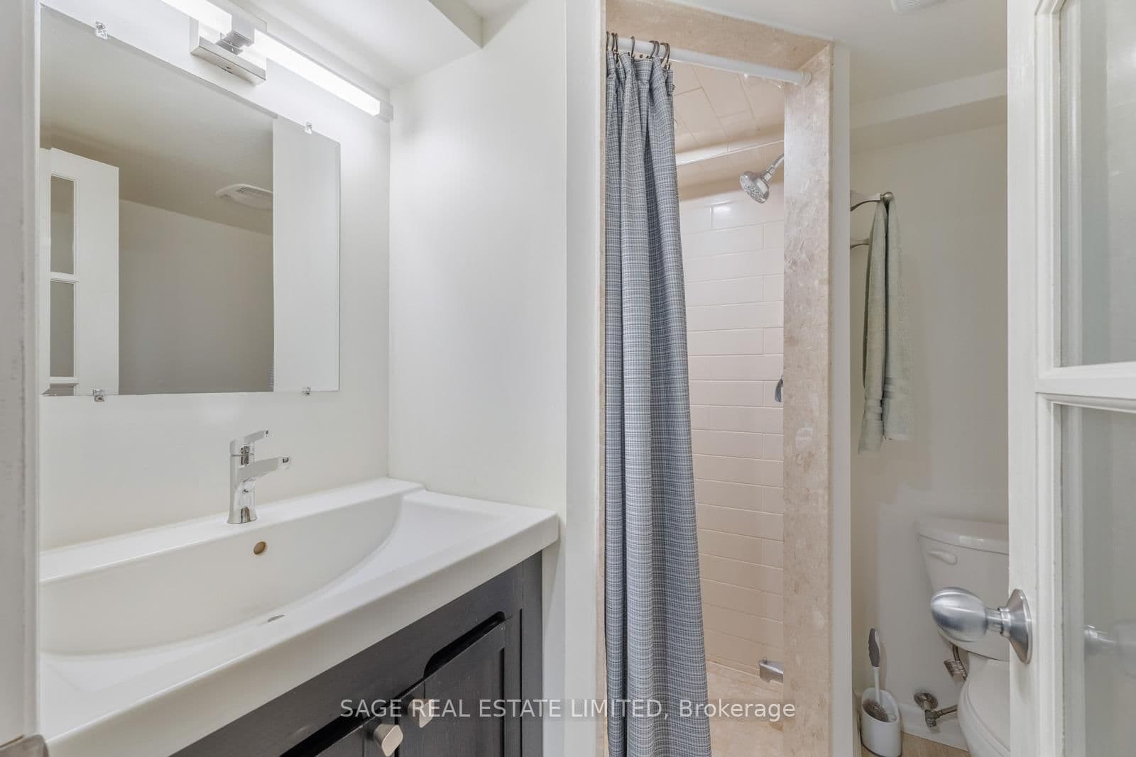 1208 Avenue Road thumbnail 42