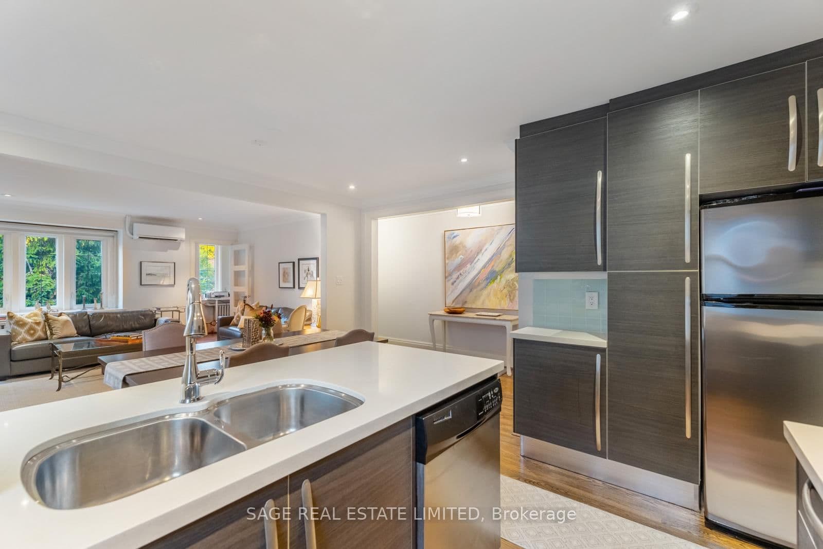1208 Avenue Road thumbnail 7