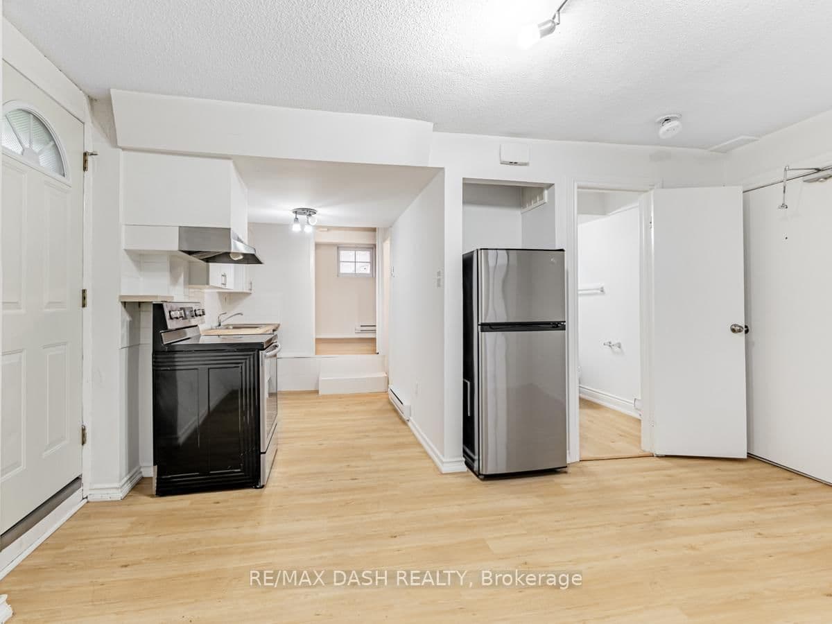 663 Huron Street, Unit B2 thumbnail 10