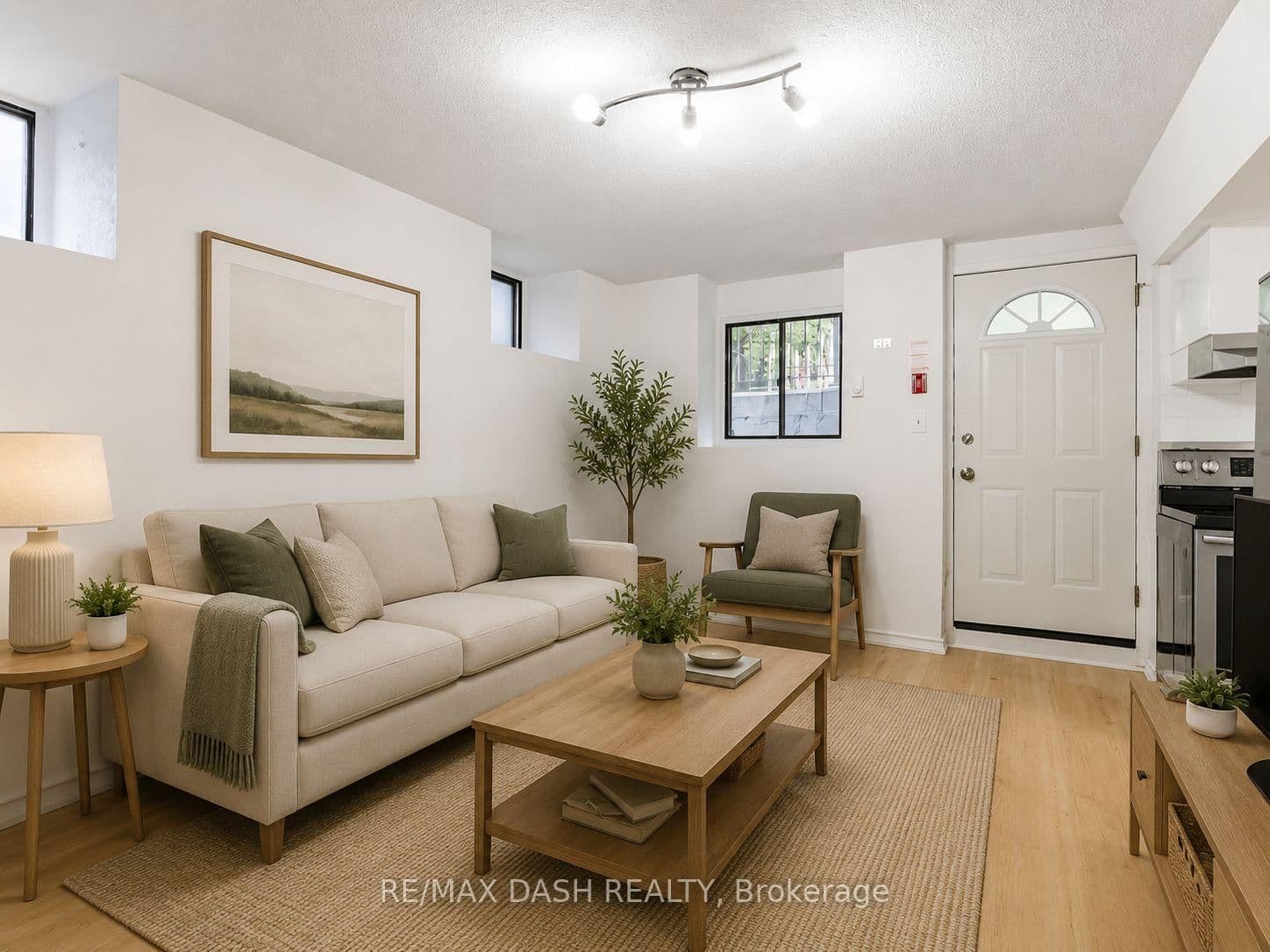 663 Huron Street, Unit B2 thumbnail 2