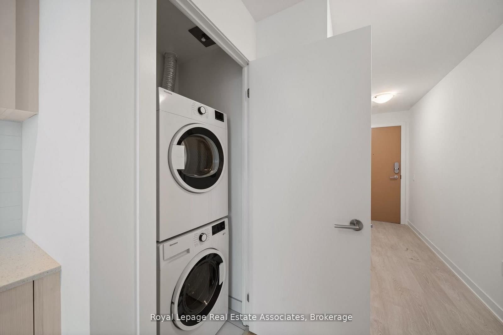 1 Quarrington Lane, Unit 1004 thumbnail 12