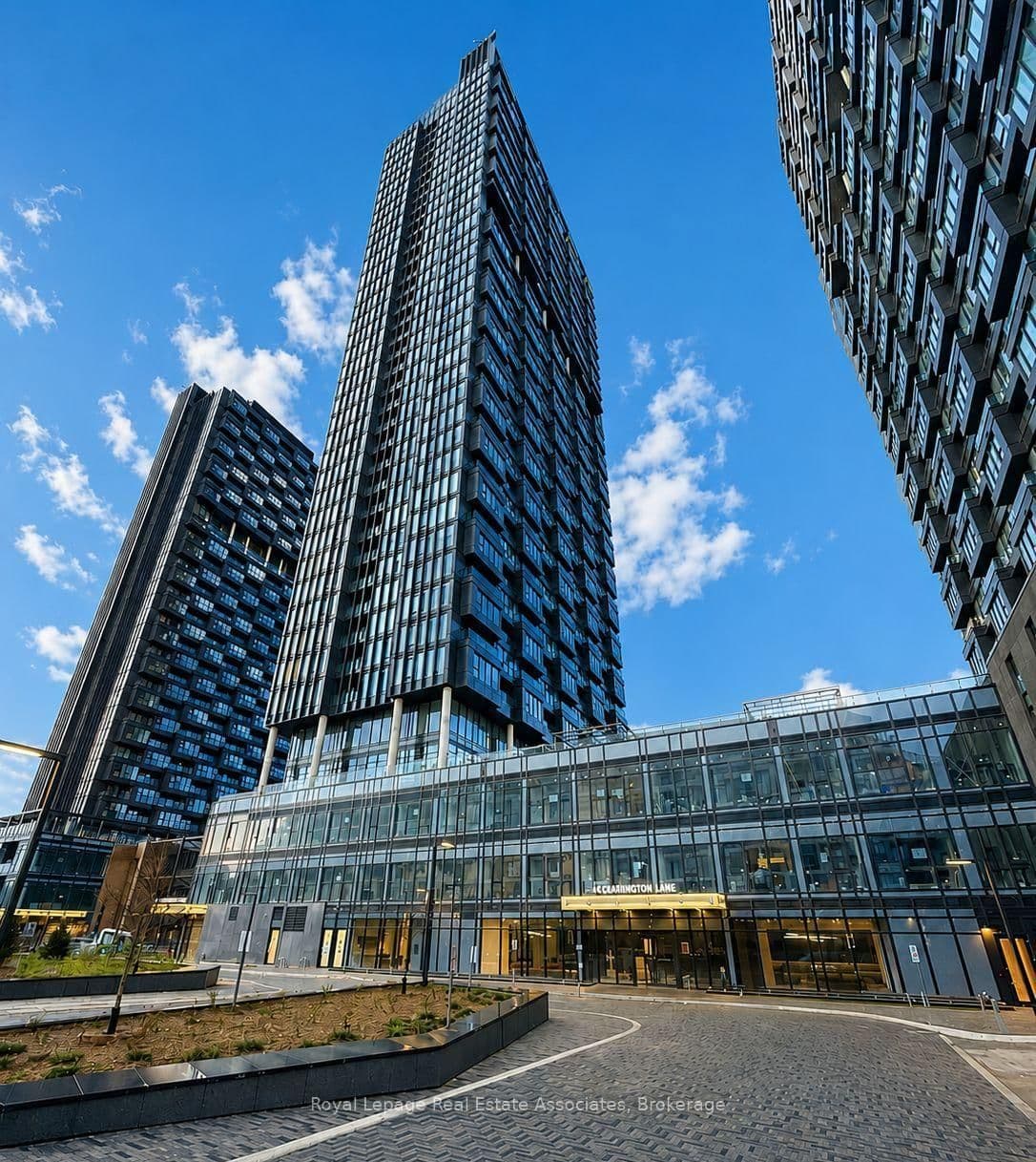 1 Quarrington Lane, Unit 1004 thumbnail 2