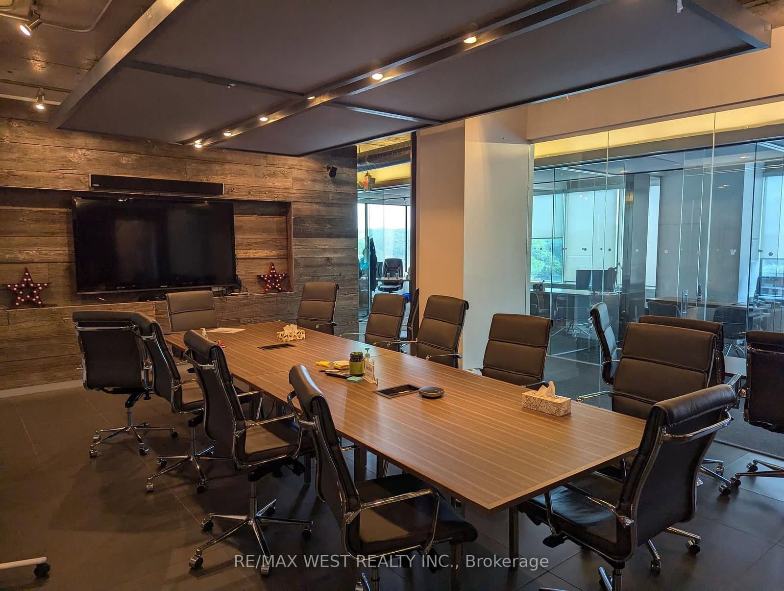 920 Yonge Street, Unit C05-01 thumbnail 3