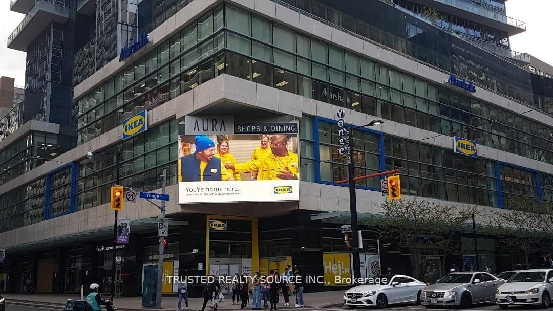 384 Yonge Street, Unit 19 thumbnail 16