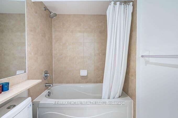 900 Mount Pleasant Road, Unit 426 thumbnail 18
