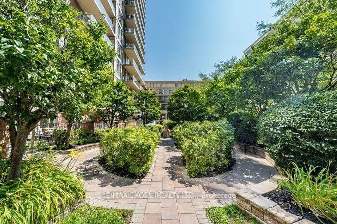 900 Mount Pleasant Road, Unit 426 thumbnail 41