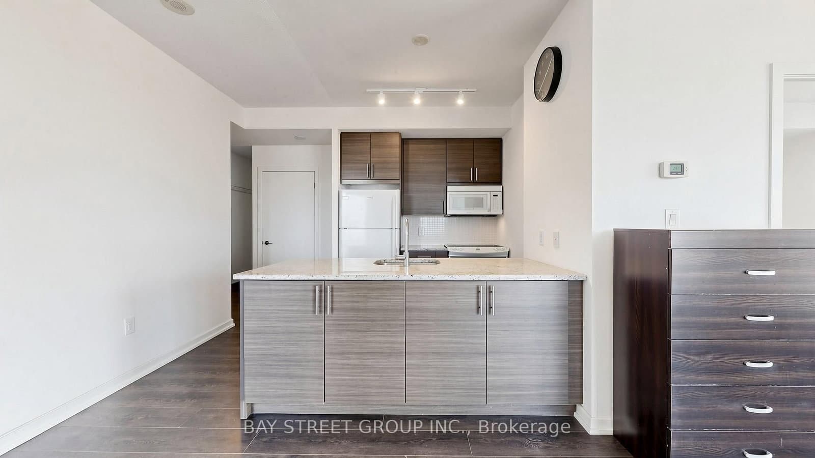 70 Forest Manor Road, Unit 2112 thumbnail 19