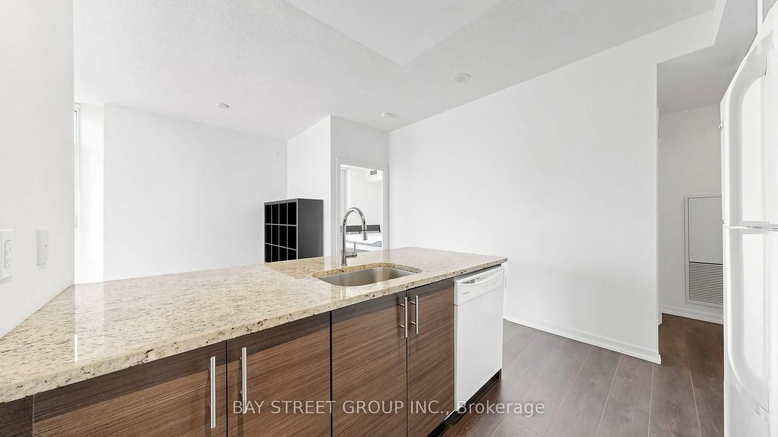 70 Forest Manor Road, Unit 2112 thumbnail 23