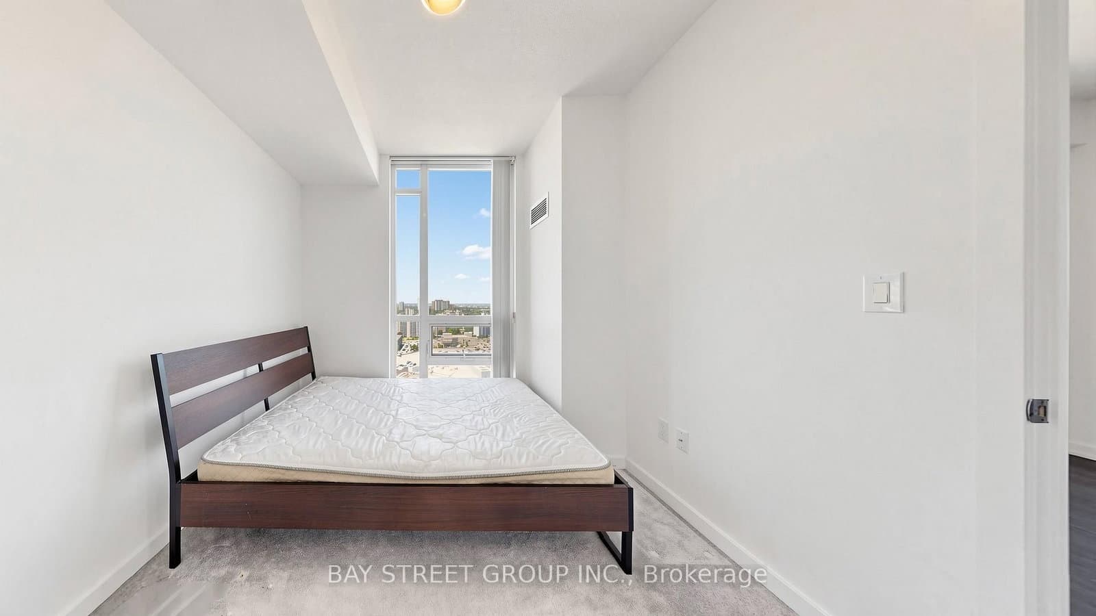 70 Forest Manor Road, Unit 2112 thumbnail 31