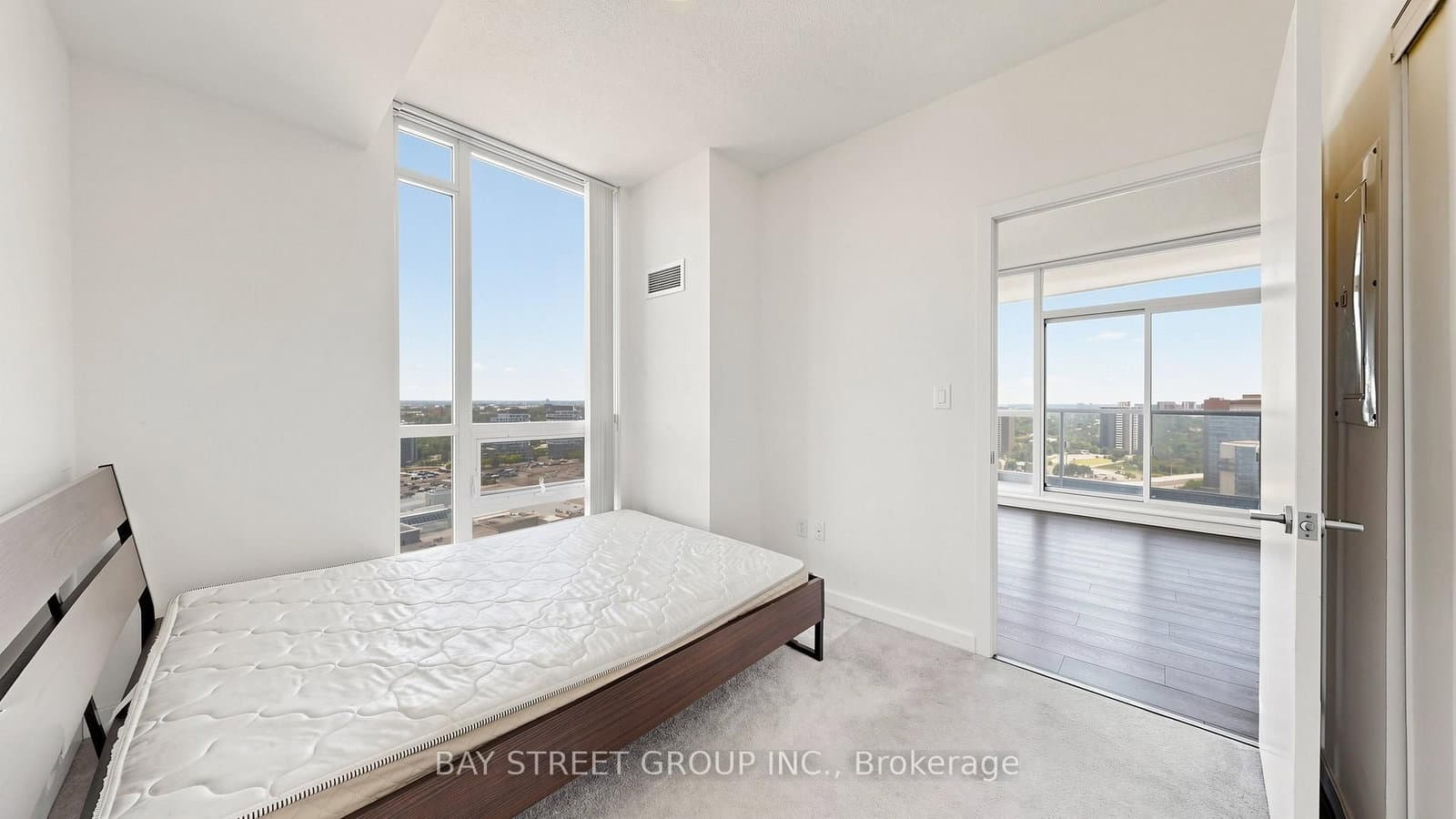 70 Forest Manor Road, Unit 2112 thumbnail 32
