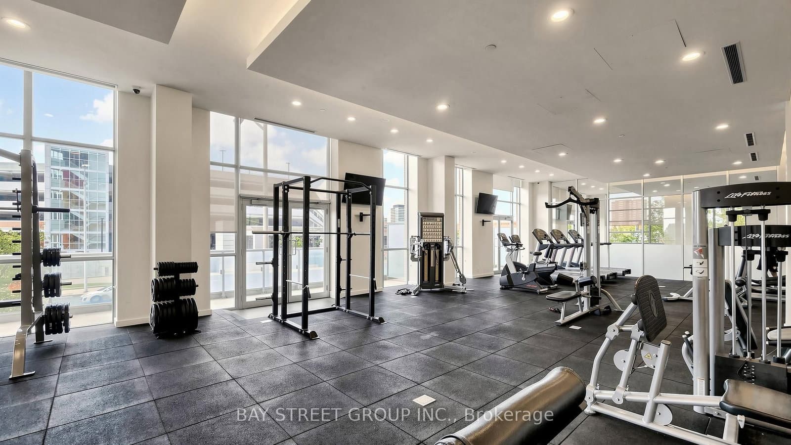 70 Forest Manor Road, Unit 2112 thumbnail 41