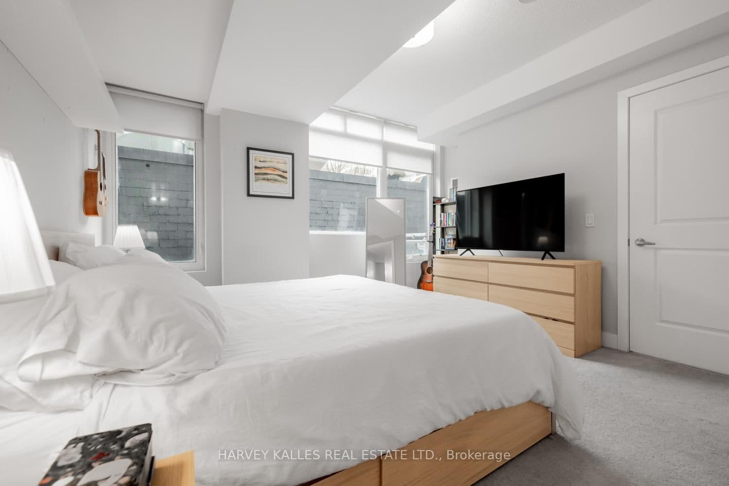 68 Merton Street, Unit 202 thumbnail 9