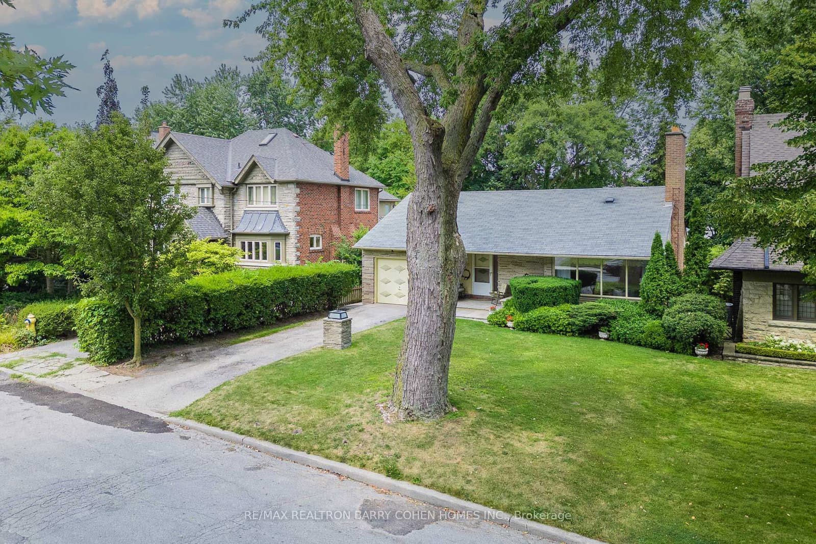 200 Cortleigh Boulevard thumbnail 25