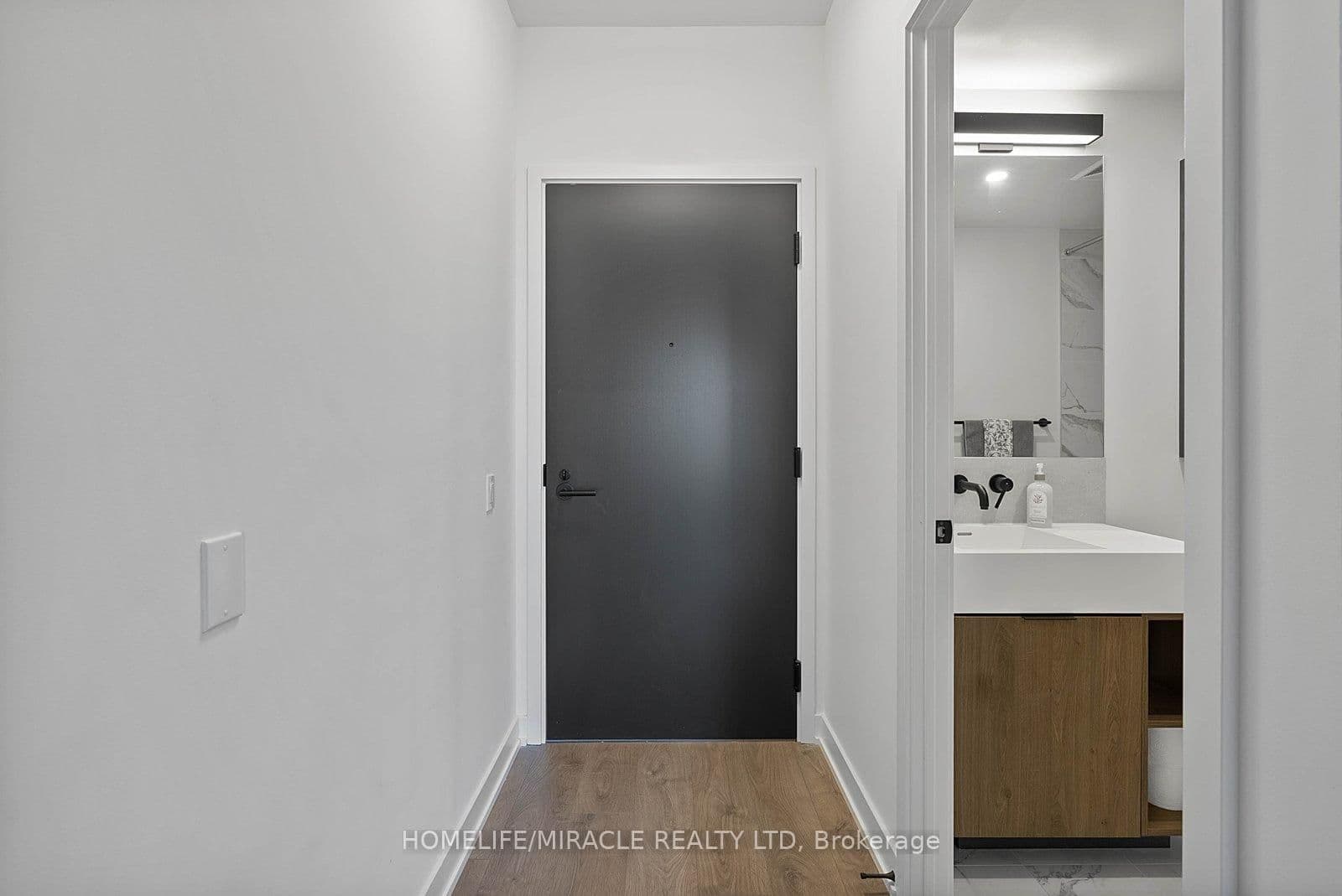 108 Peter Street, Unit 1322 thumbnail 10