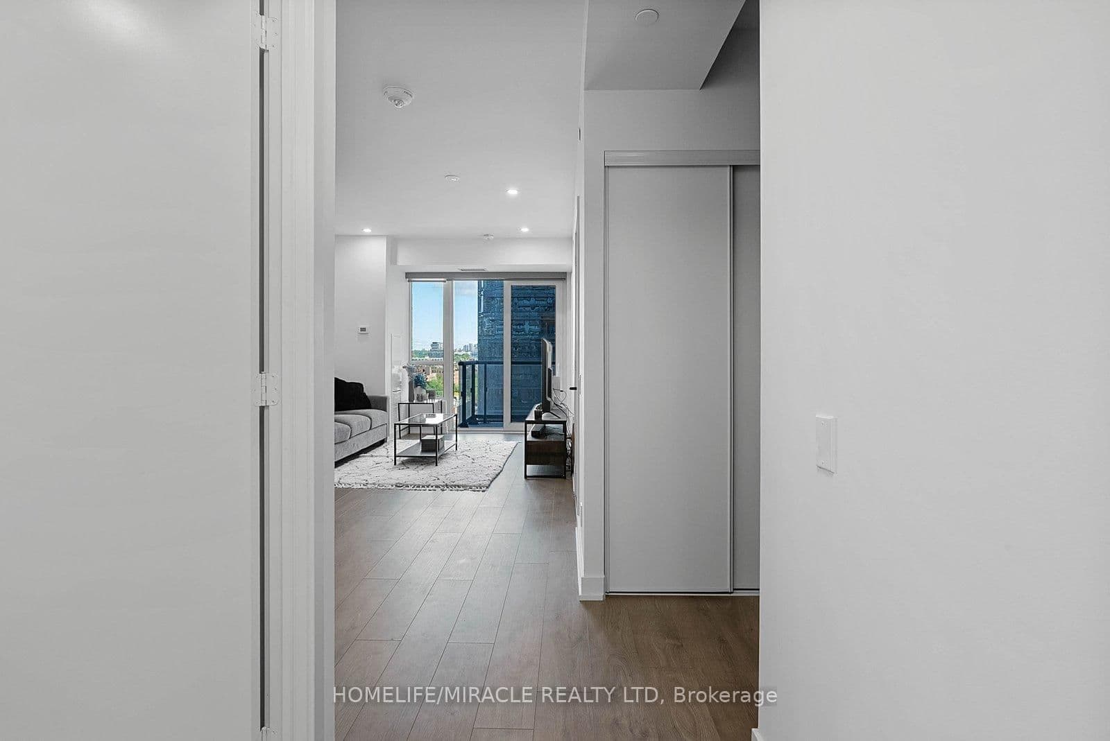 108 Peter Street, Unit 1322 thumbnail 11