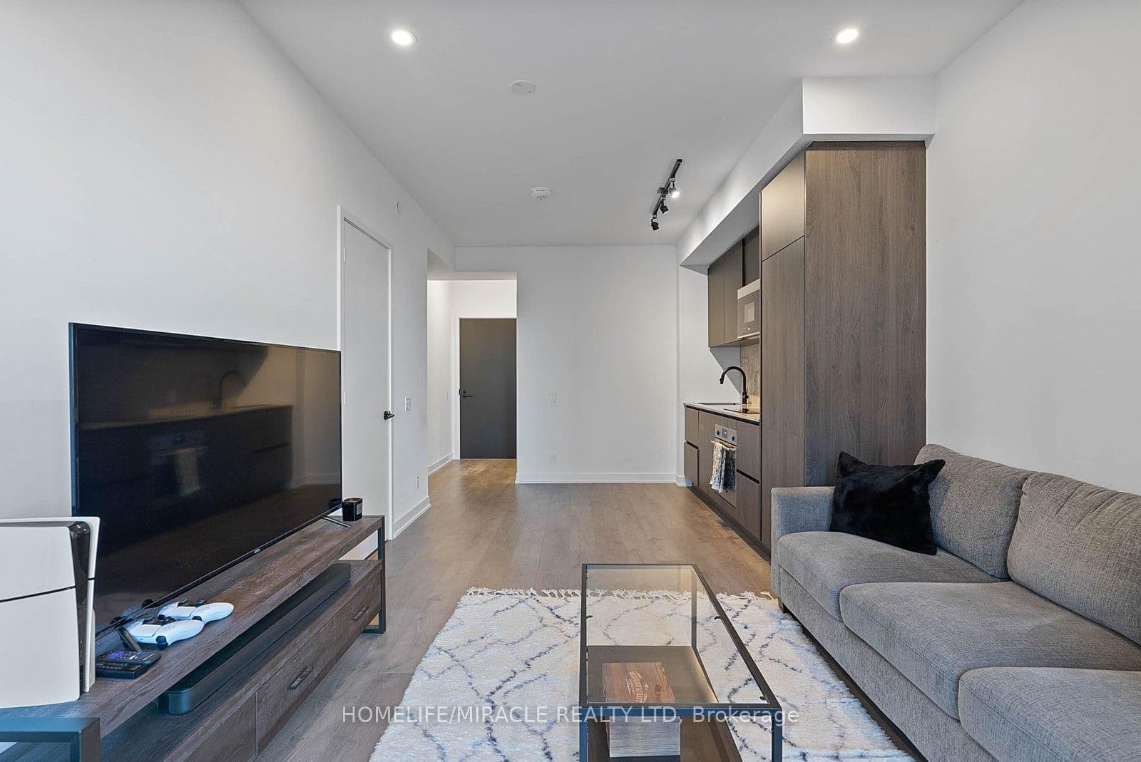 108 Peter Street, Unit 1322 thumbnail 12