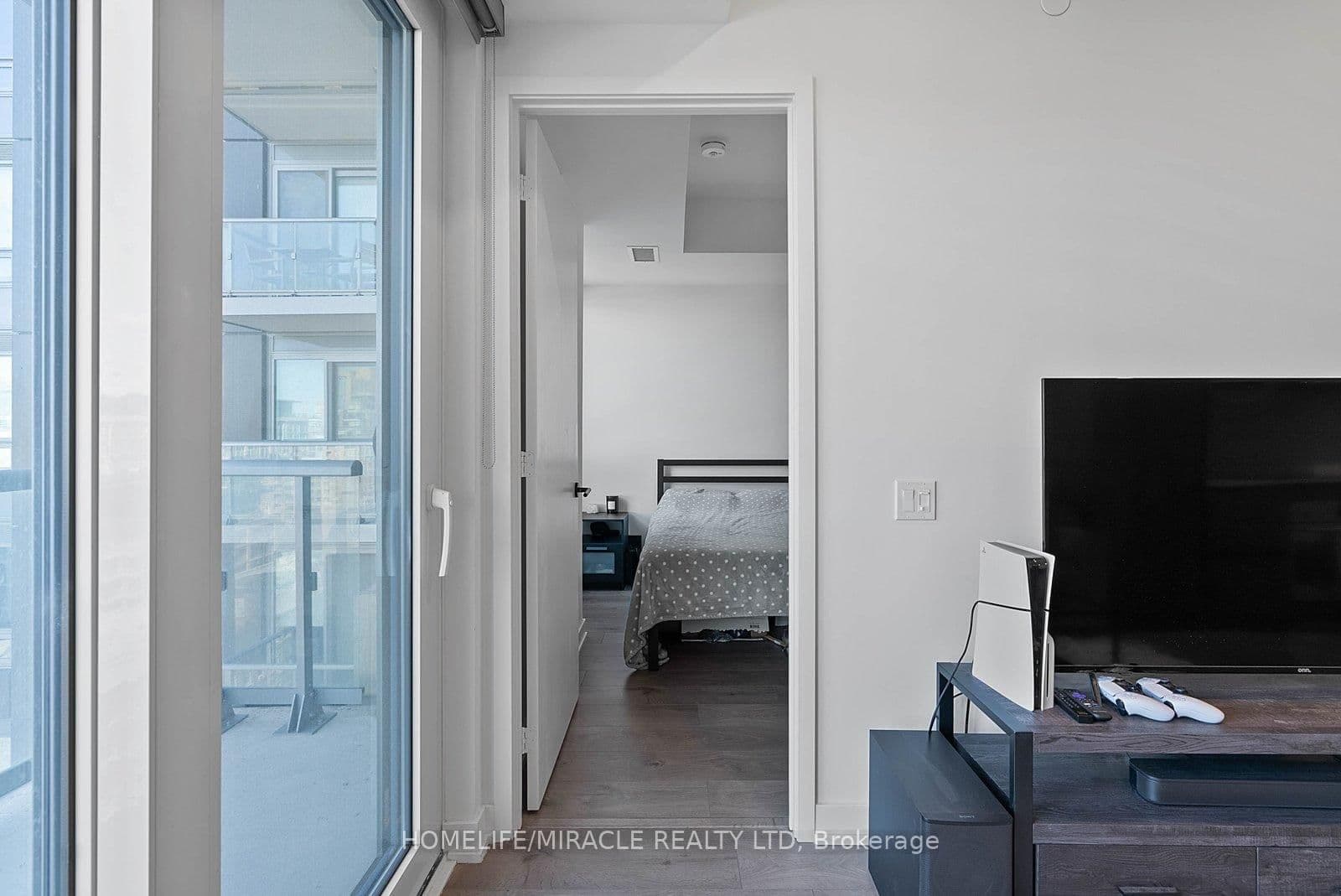 108 Peter Street, Unit 1322 thumbnail 24